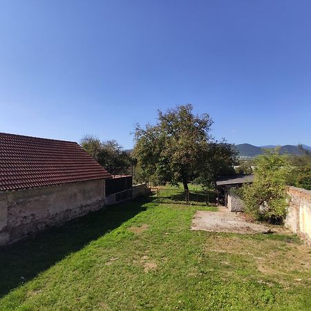 Podkrovie v útulnej chalupe v srdci Slovenska Hlinik nad Hronom Exterior foto